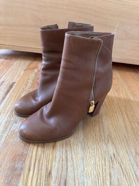 Michael Kors Women's Brown Leather Ankle Boots with Side Zip